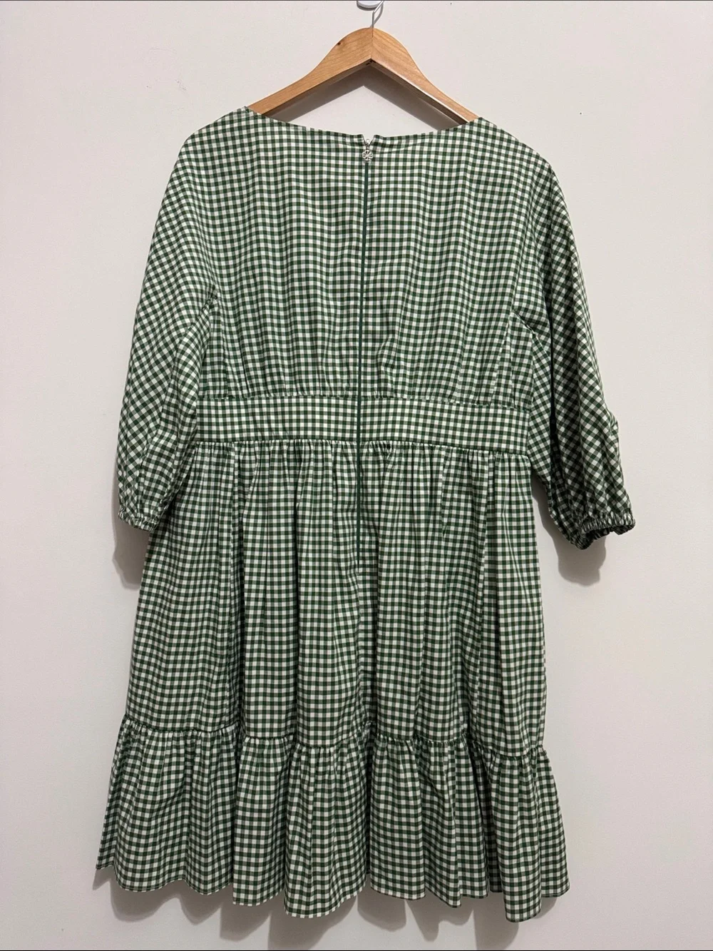 NWT V-neck Green Gingham Dress 💚